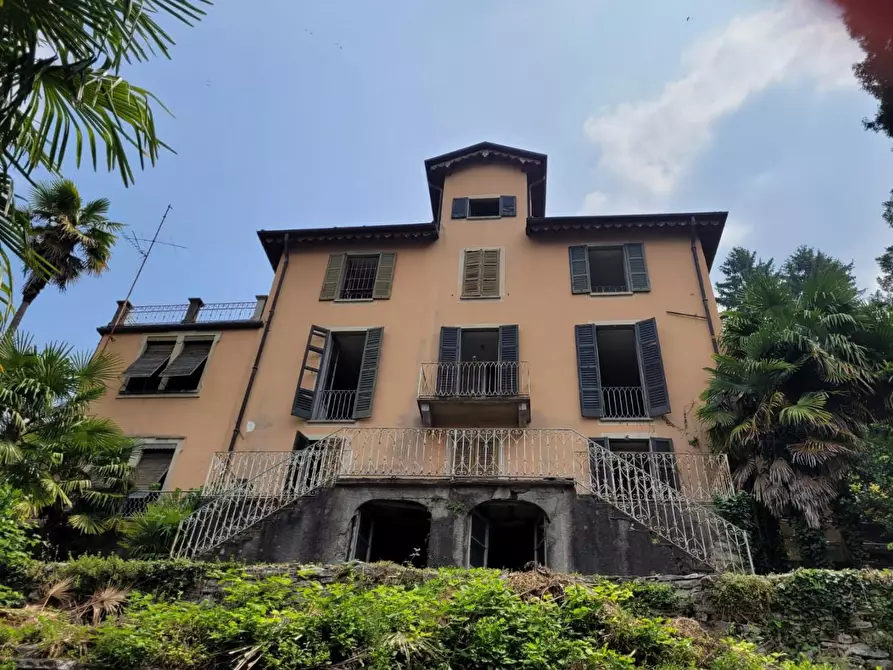 Immagine 27 di Villa in vendita  a Blevio