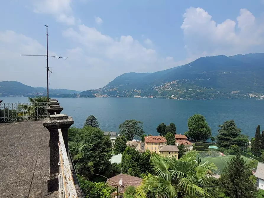 Immagine 13 di Villa in vendita  a Blevio