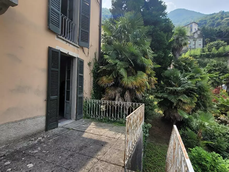 Immagine 34 di Villa in vendita  a Blevio