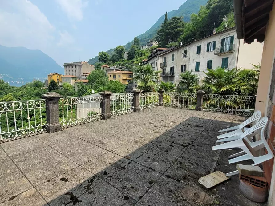 Immagine 12 di Villa in vendita  a Blevio