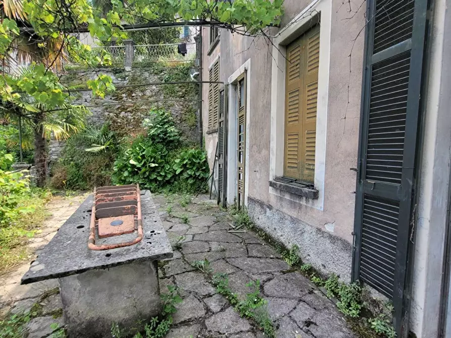 Immagine 41 di Villa in vendita  a Blevio