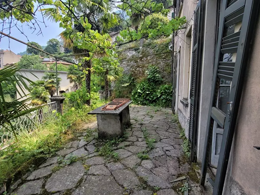 Immagine 43 di Villa in vendita  a Blevio