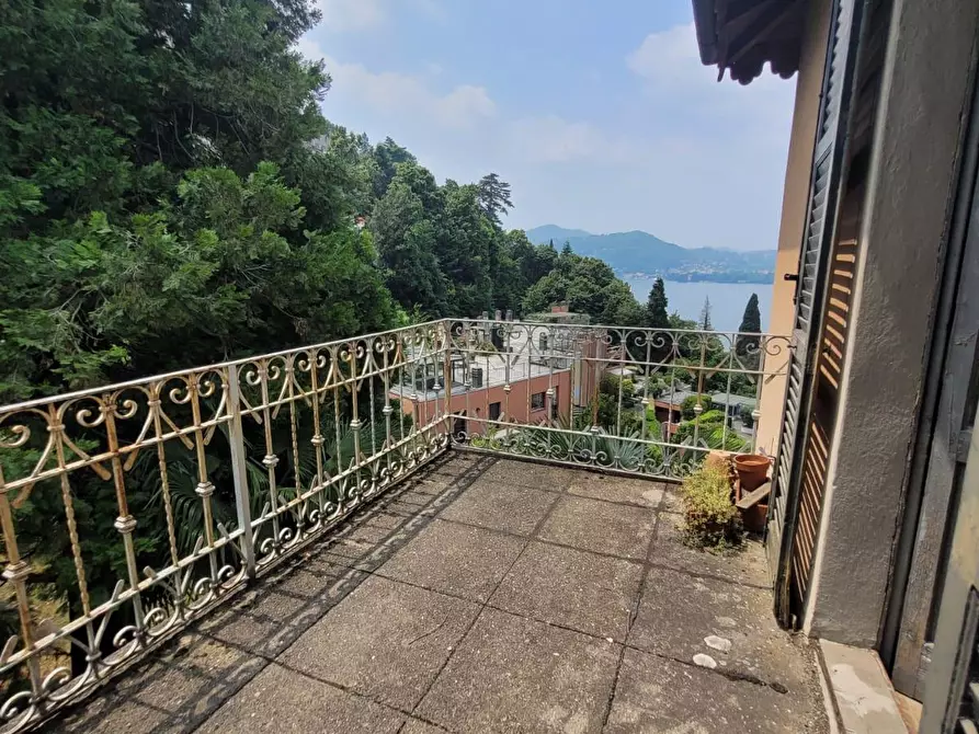 Immagine 8 di Villa in vendita  a Blevio
