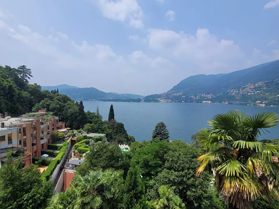 Immagine 10 di Villa in vendita  a Blevio