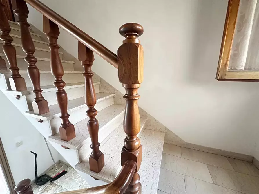 Immagine 10 di Appartamento in vendita  a Empoli