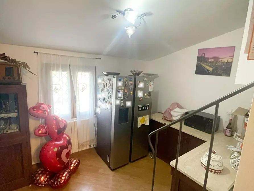 Immagine 17 di Porzione di casa in vendita  a Santa Maria A Monte