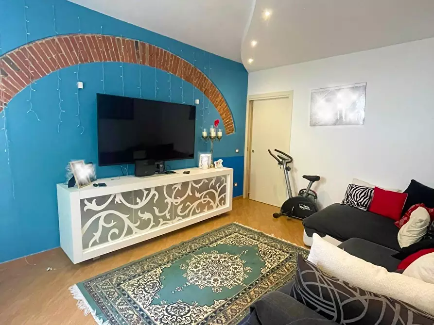 Immagine 3 di Porzione di casa in vendita  a Santa Maria A Monte