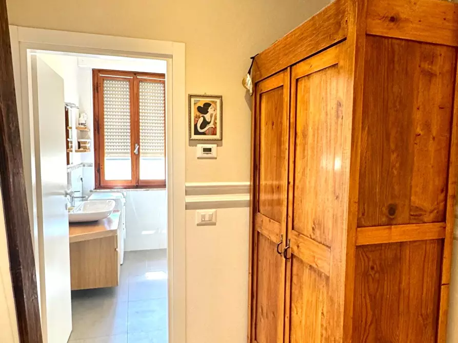 Immagine 37 di Appartamento in vendita  a Empoli