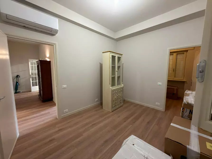 Immagine 12 di Appartamento in affitto  a Camaiore