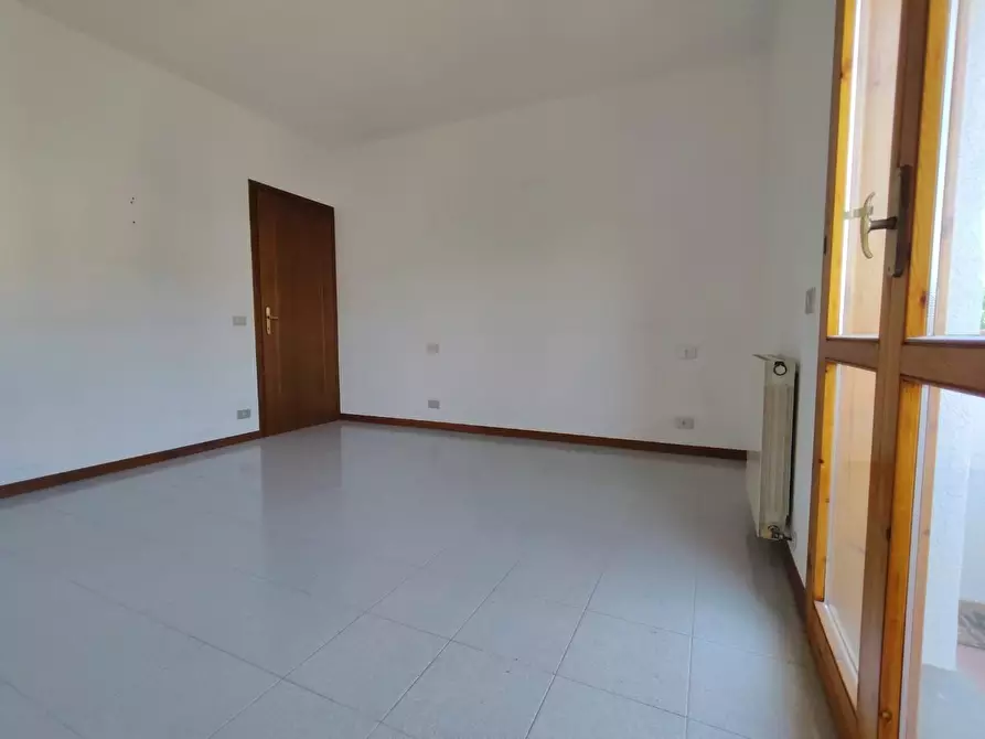 Immagine 11 di Appartamento in vendita  a Cascina