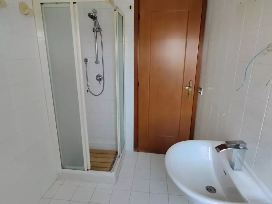Immagine 9 di Appartamento in vendita  a Cascina