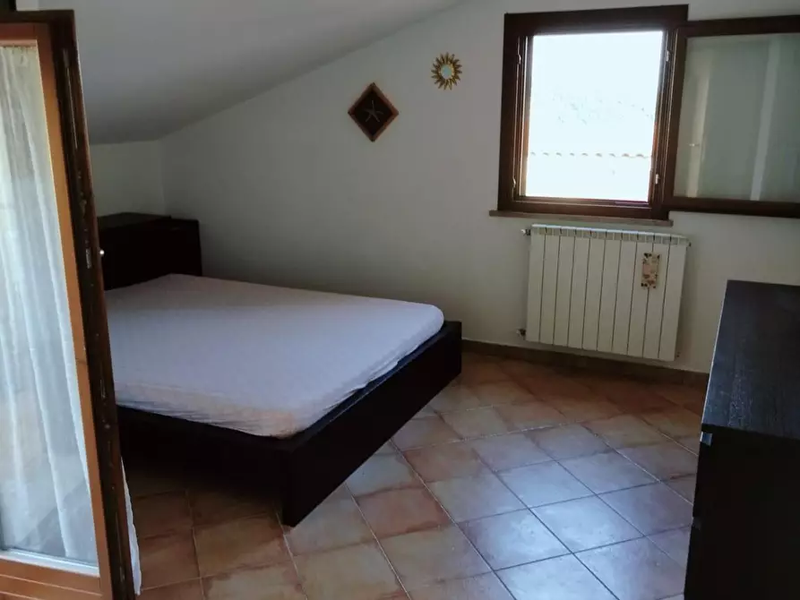 Immagine 10 di Casa bifamiliare in vendita  a Riparbella