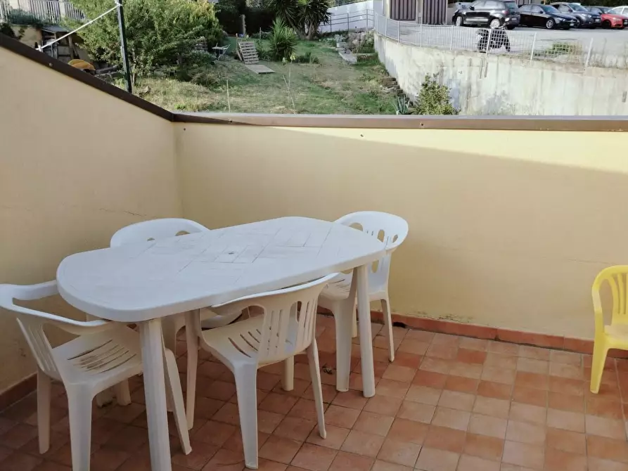 Immagine 9 di Casa bifamiliare in vendita  a Riparbella