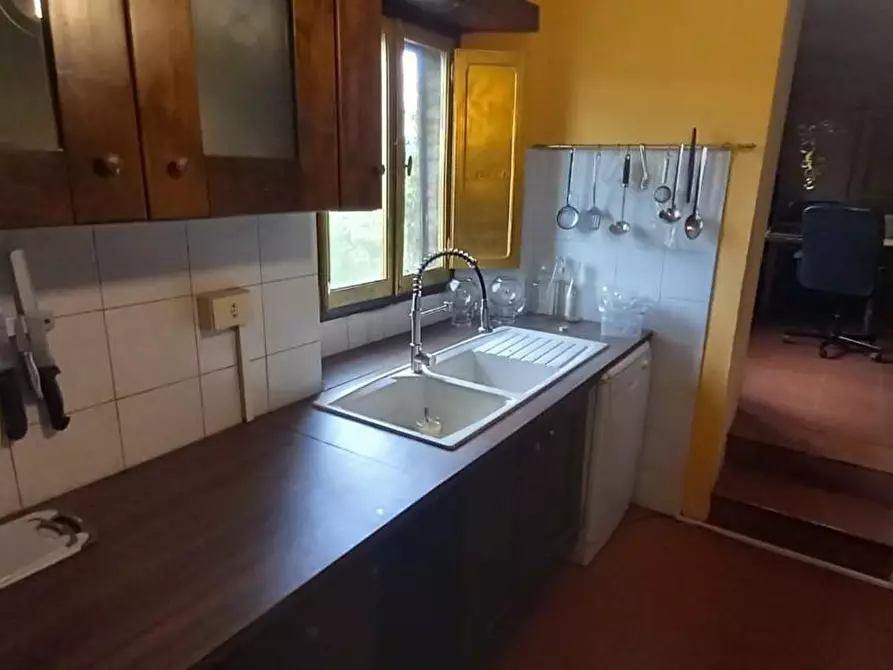 Immagine 13 di Casa colonica in vendita  a Barga