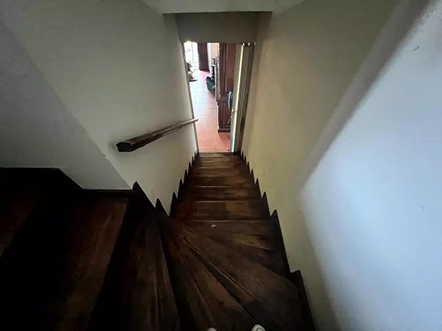 Immagine 22 di Casa colonica in vendita  a Barga