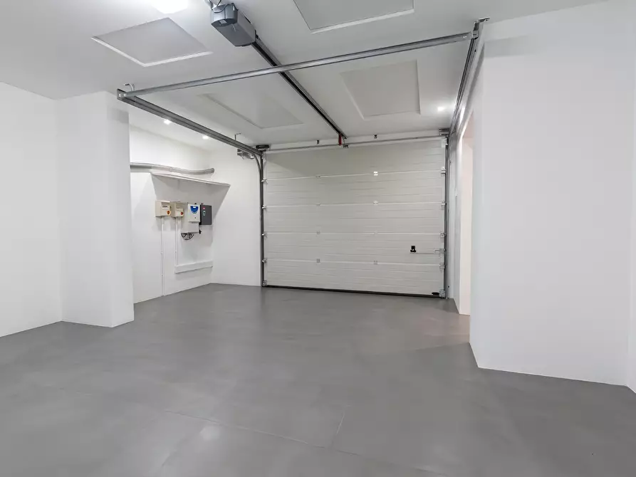 Immagine 23 di Villa in vendita  a Fucecchio