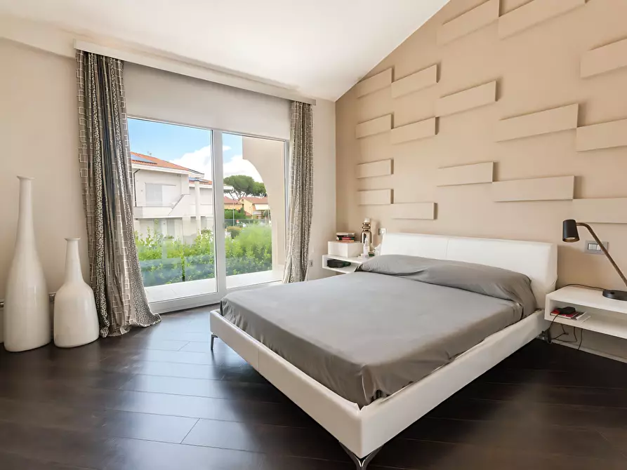 Immagine 13 di Villa in vendita  a Fucecchio
