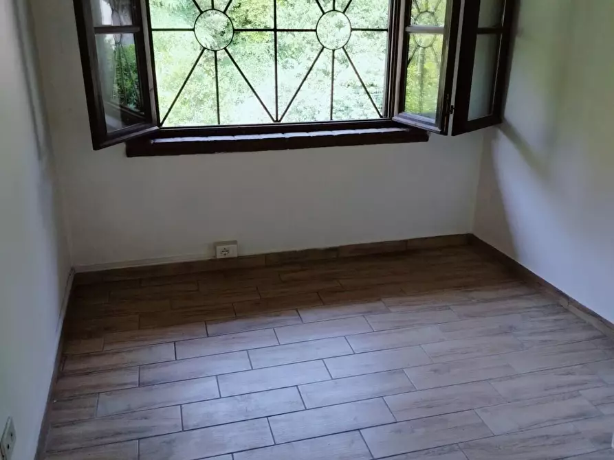 Immagine 10 di Casa bifamiliare in vendita  a Rosignano Marittimo