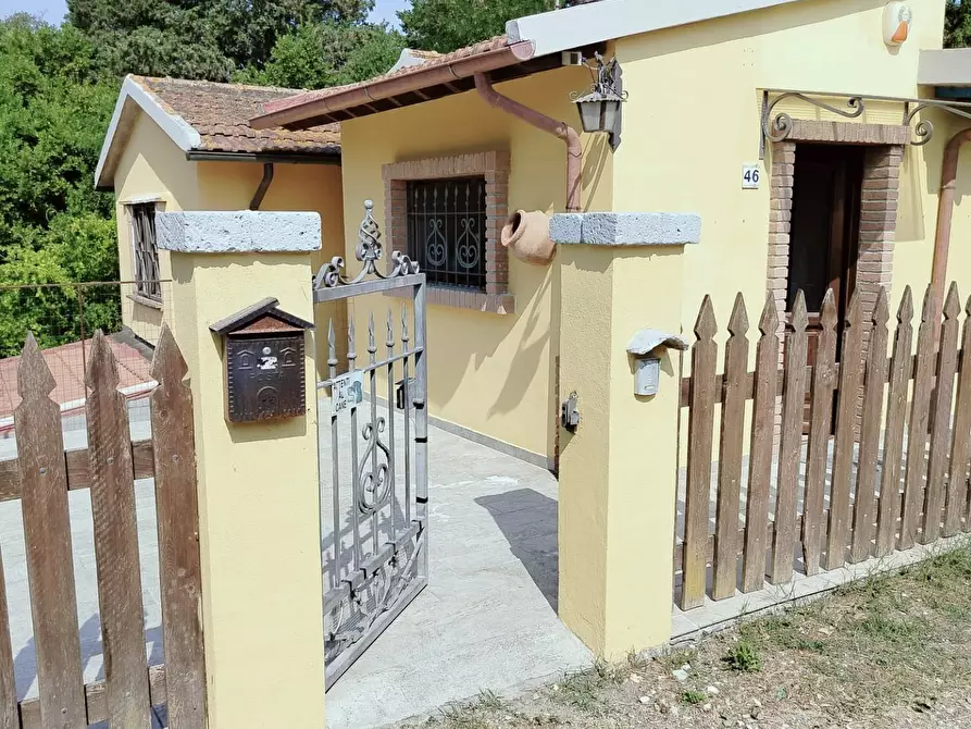 Immagine 4 di Casa bifamiliare in vendita  a Rosignano Marittimo