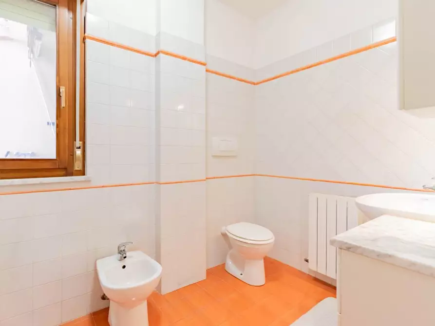 Immagine 14 di Appartamento in vendita  a Cascina