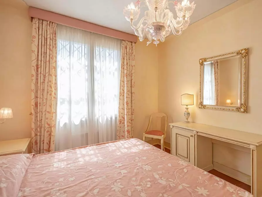 Immagine 29 di Villa in vendita  a Cecina
