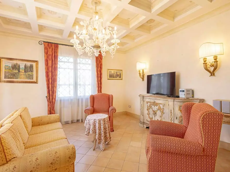 Immagine 20 di Villa in vendita  a Cecina