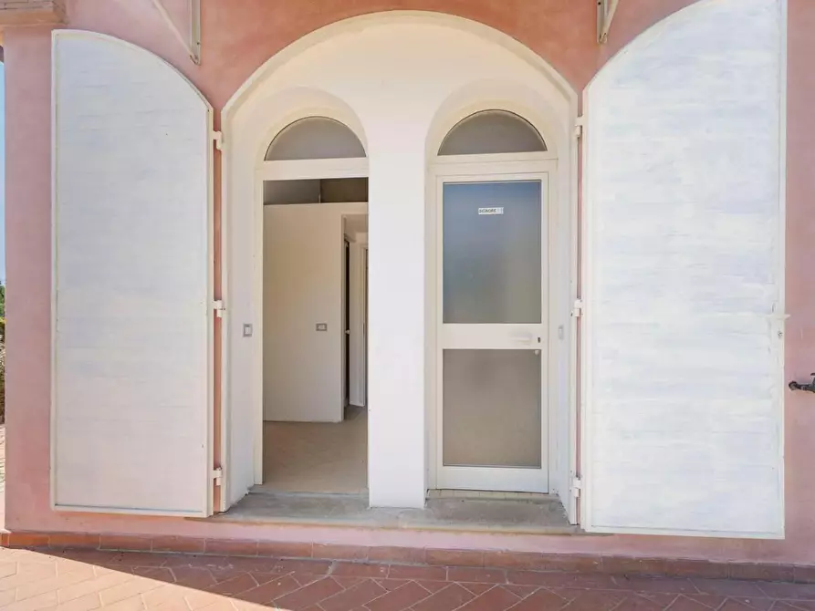 Immagine 36 di Villa in vendita  a Cecina