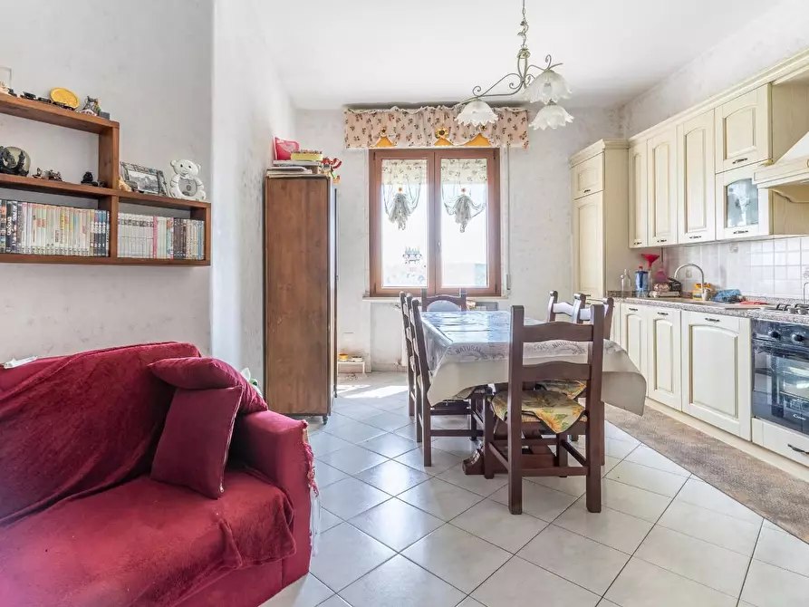 Immagine 9 di Appartamento in vendita  a Empoli