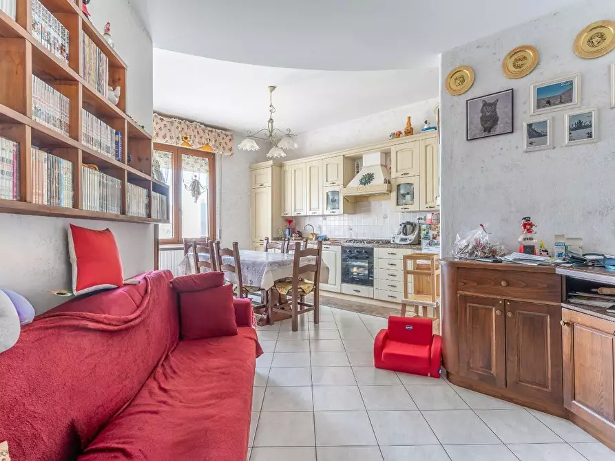 Immagine 11 di Appartamento in vendita  a Empoli