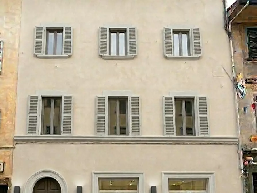 Immagine 1 di Palazzo in vendita  a Castelfranco Di Sotto