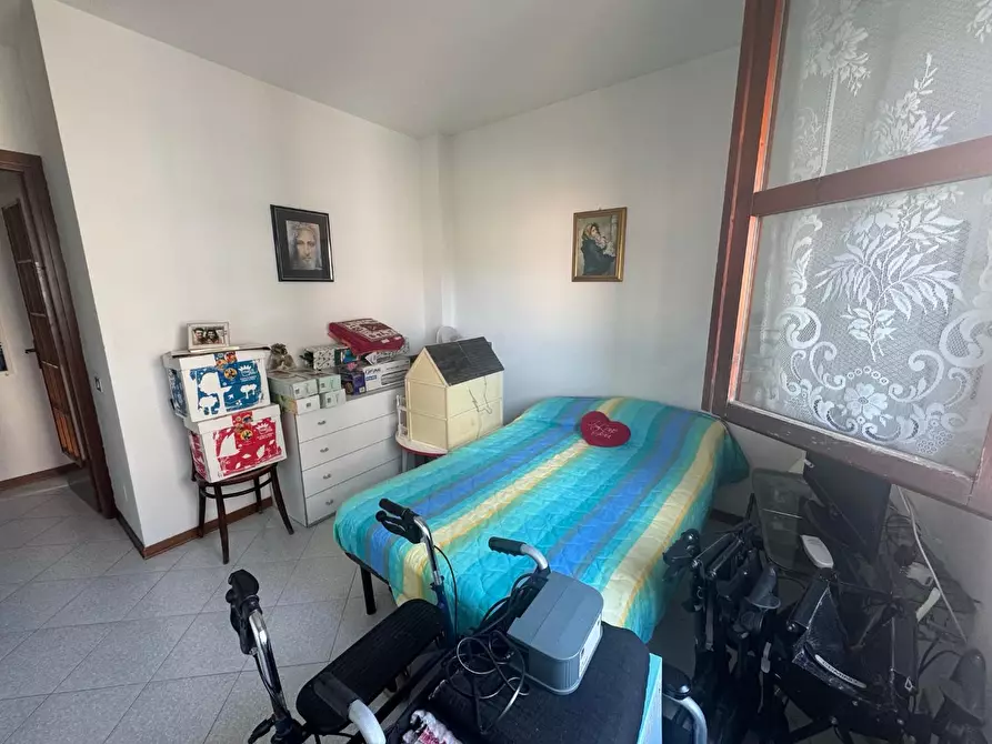 Immagine 13 di Appartamento in vendita  a Pisa