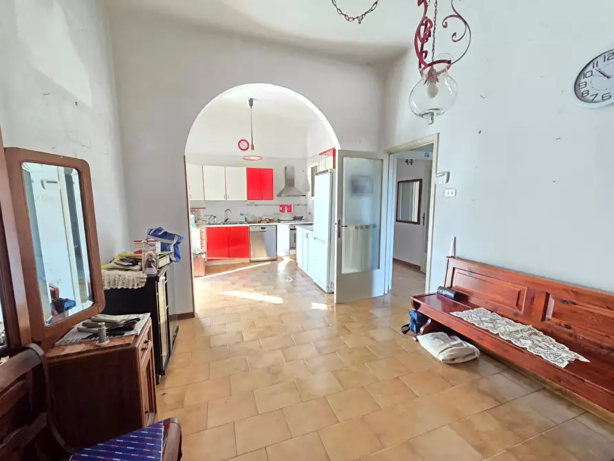 Immagine 13 di Villa in vendita  a Cascina