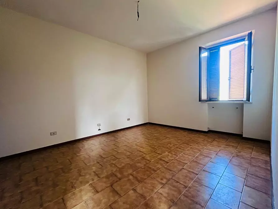 Immagine 16 di Casa bifamiliare in vendita  a Pescia