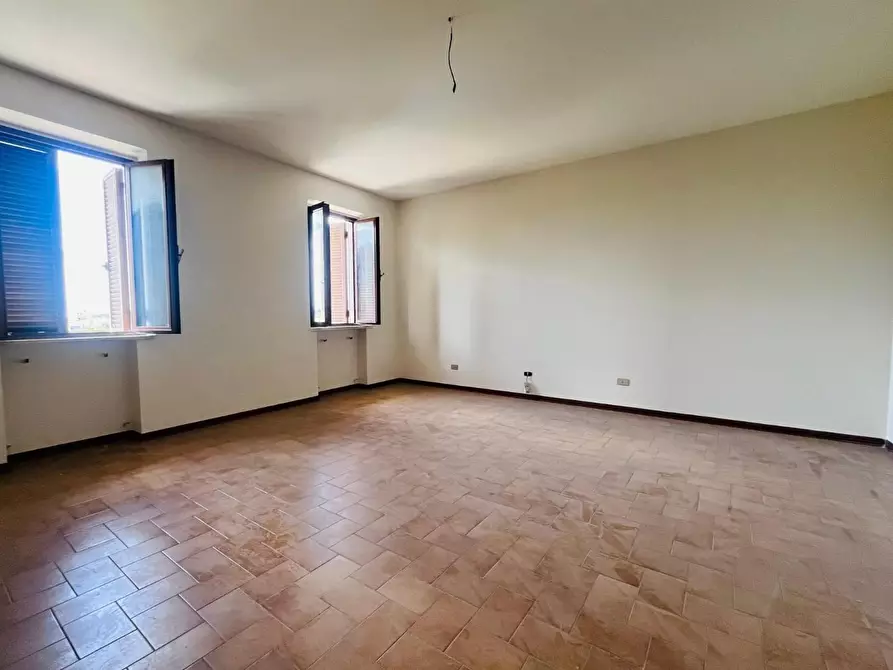 Immagine 4 di Casa bifamiliare in vendita  a Pescia