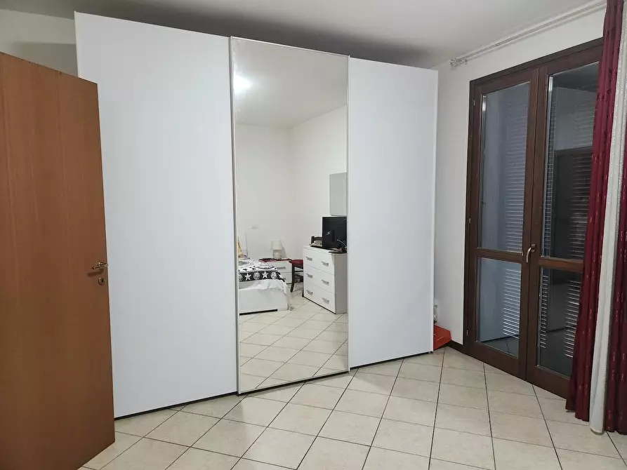 Immagine 12 di Appartamento in vendita  a Santa Maria A Monte