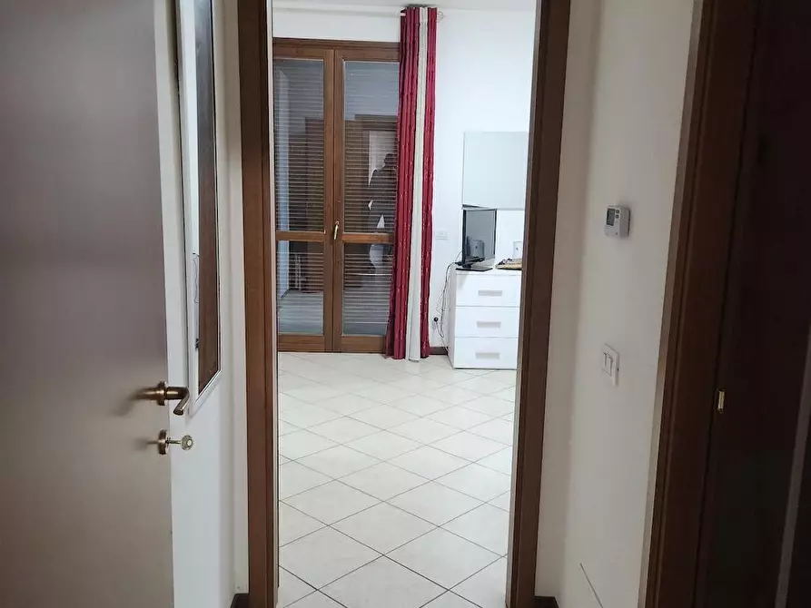 Immagine 8 di Appartamento in vendita  a Santa Maria A Monte
