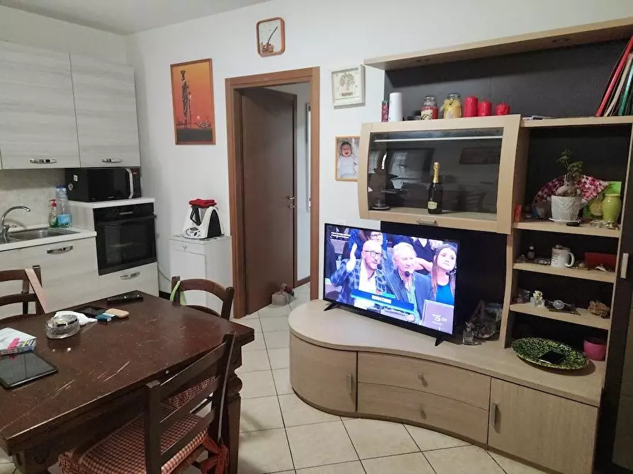 Immagine 4 di Appartamento in vendita  a Santa Maria A Monte
