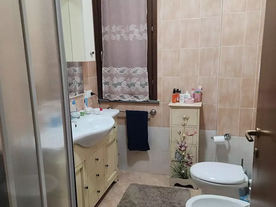 Immagine 9 di Appartamento in vendita  a Santa Maria A Monte