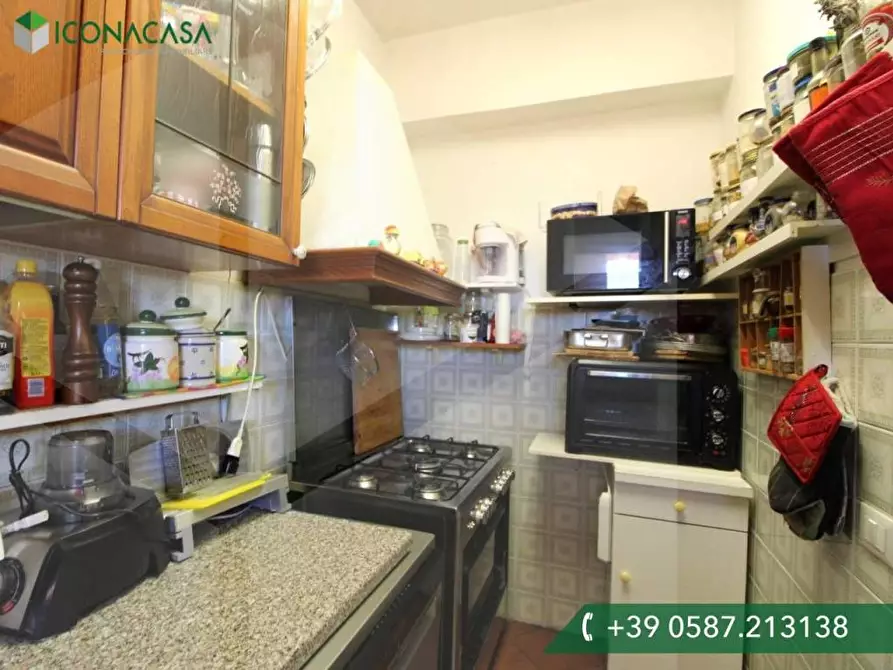 Immagine 22 di Appartamento in vendita  a Pontedera