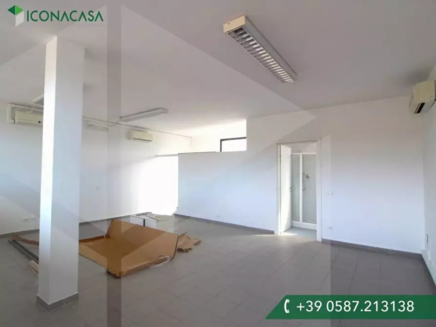 Immagine 14 di Ufficio in vendita  a Bientina