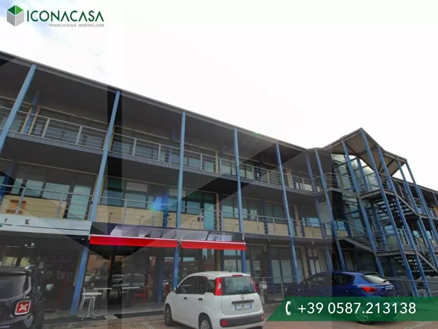 Immagine 24 di Ufficio in vendita  a Bientina