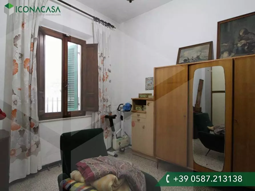 Immagine 67 di Appartamento in vendita  a Pontedera