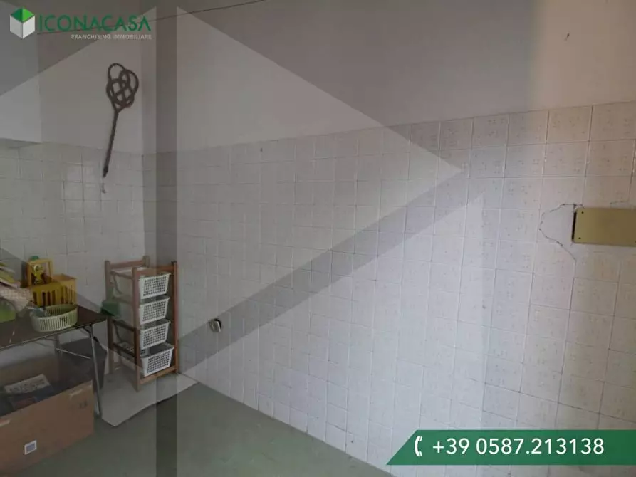 Immagine 50 di Appartamento in vendita  a Pontedera