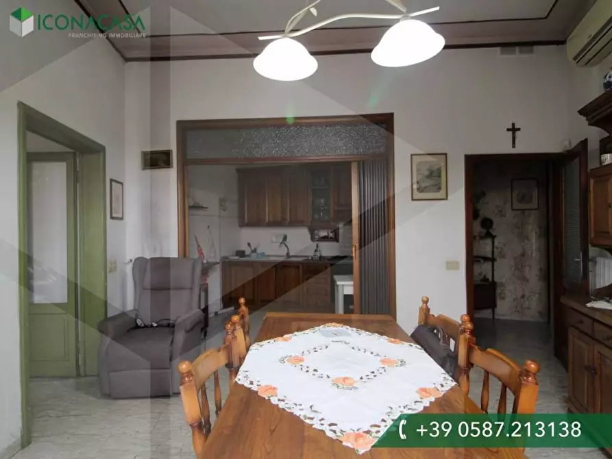 Immagine 80 di Appartamento in vendita  a Pontedera