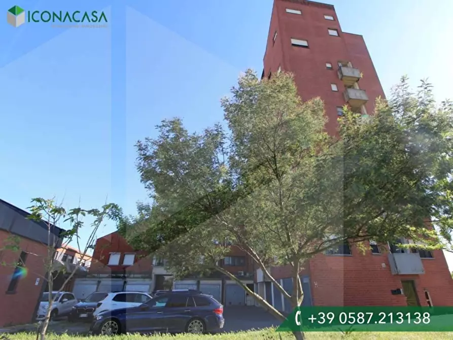 Immagine 21 di Appartamento in vendita  a Pontedera