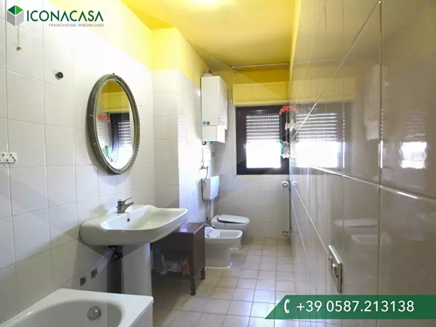 Immagine 16 di Appartamento in vendita  a Pontedera