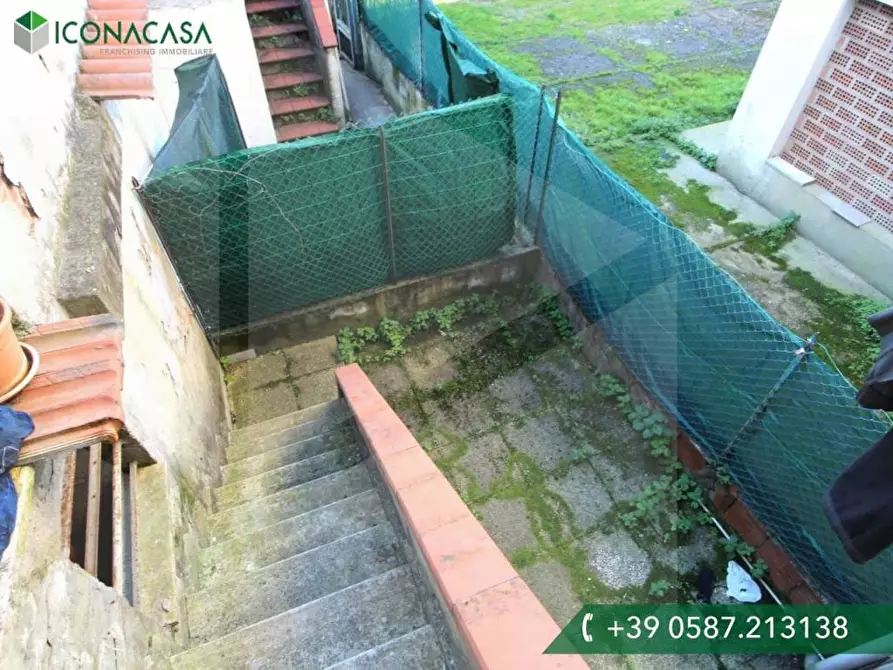 Immagine 29 di Appartamento in vendita  a Pontedera