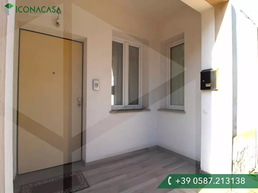 Immagine 34 di Appartamento in vendita  a Pontedera