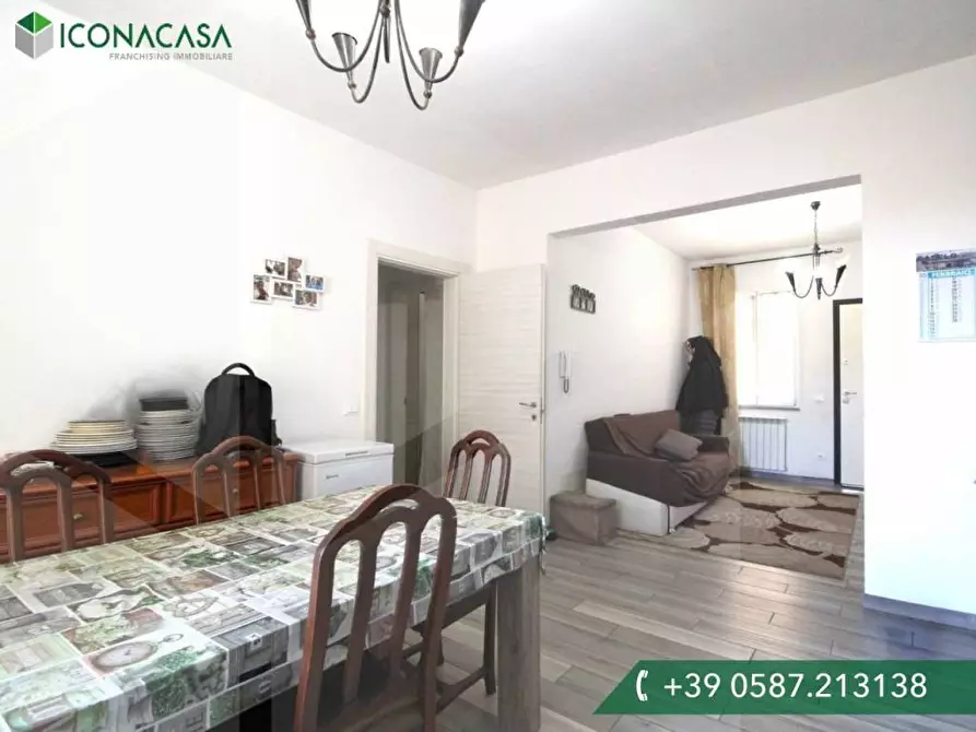 Immagine 40 di Appartamento in vendita  a Pontedera