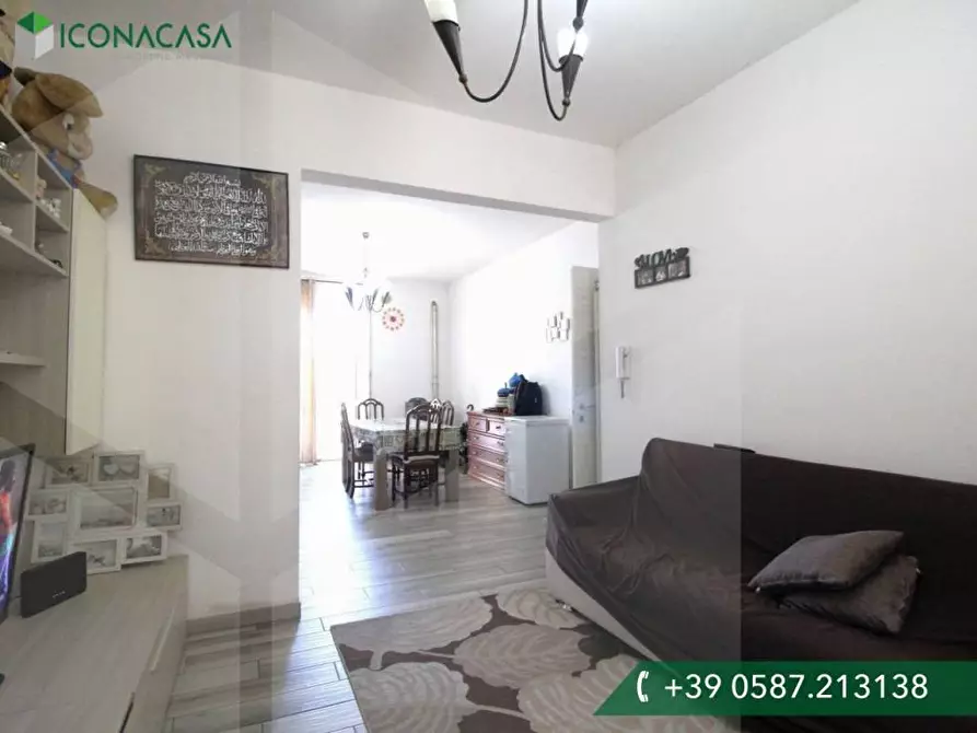 Immagine 21 di Appartamento in vendita  a Pontedera